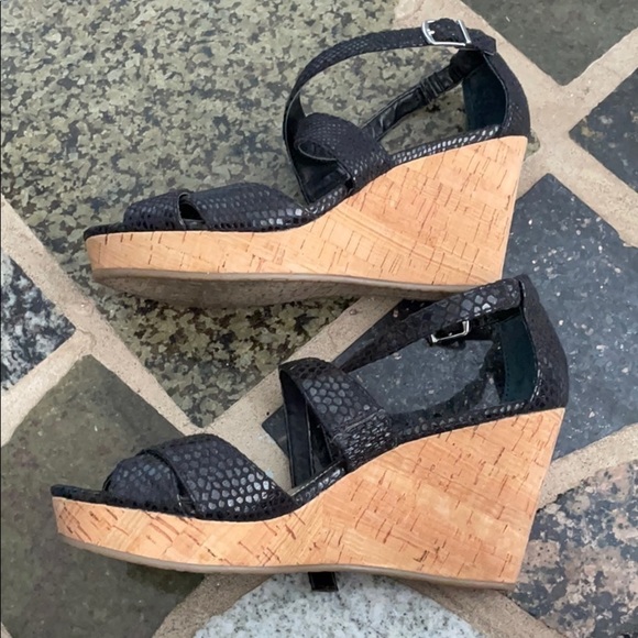 New Alfani Women's Jersey Black Wedges - Picture 6 of 7